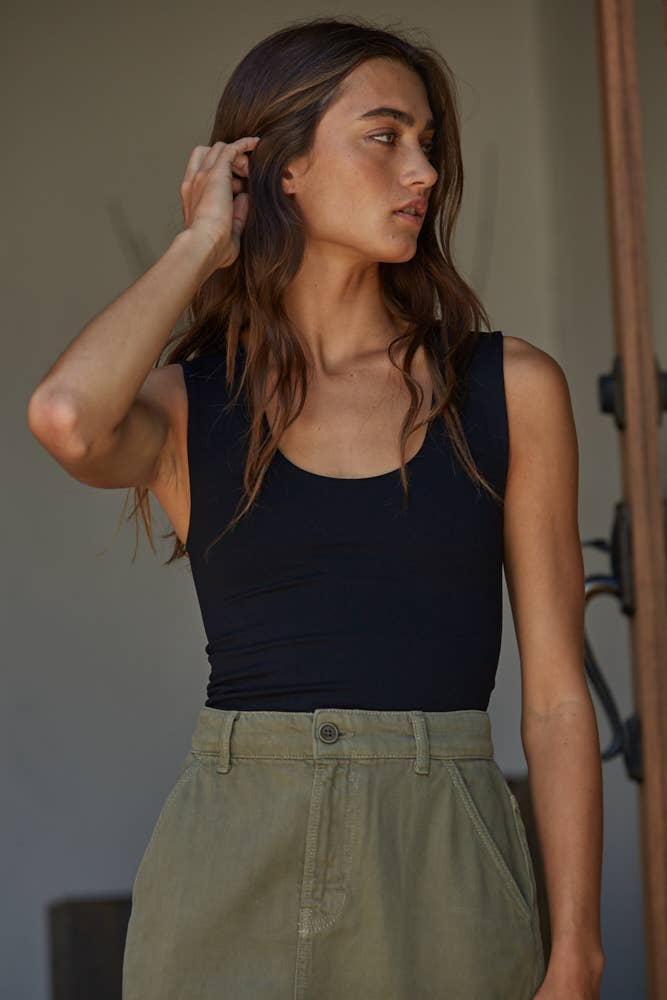 Double Layered Seamless Top: Black